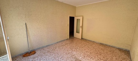 4 rooms Apartment in Barletta, Italy No. 17896 9