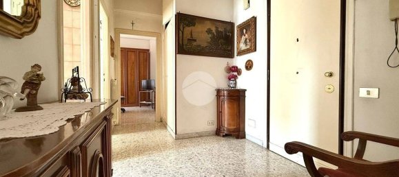 1 bedroom Apartment in Rome, Italy No. 331607 6