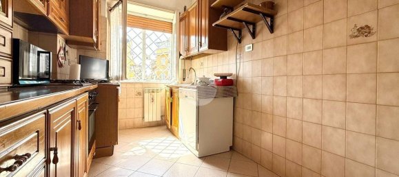 1 bedroom Apartment in Rome, Italy No. 331607 13