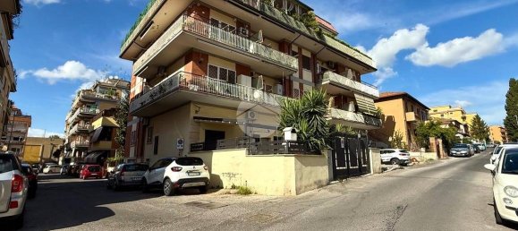 1 bedroom Apartment in Rome, Italy No. 331607 4