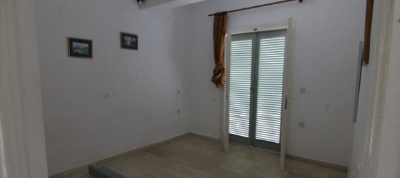 260 m² adosado en venta en Corfu, Central Corfu and Diapontian Islands, Corfu, Ionian Islands, Peloponnese, Western Greece and the Ionian, Greece № 5747 5