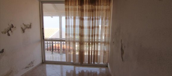 260 m² adosado en venta en Corfu, Central Corfu and Diapontian Islands, Corfu, Ionian Islands, Peloponnese, Western Greece and the Ionian, Greece № 5747 18
