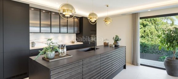 Villa T5 em Marbella, Spain N.º 140707 3