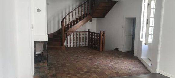 3 bedrooms House in Brive-la-Gaillarde, France No. 315795 5