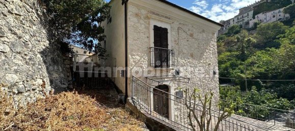 2 bedrooms House in Capestrano, Italy No. 87108 10
