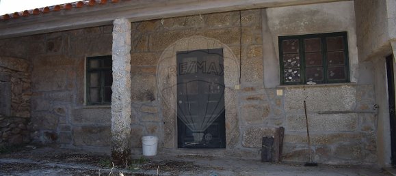 4 bedrooms House in Vila Fernando, Portugal No. 29425 18