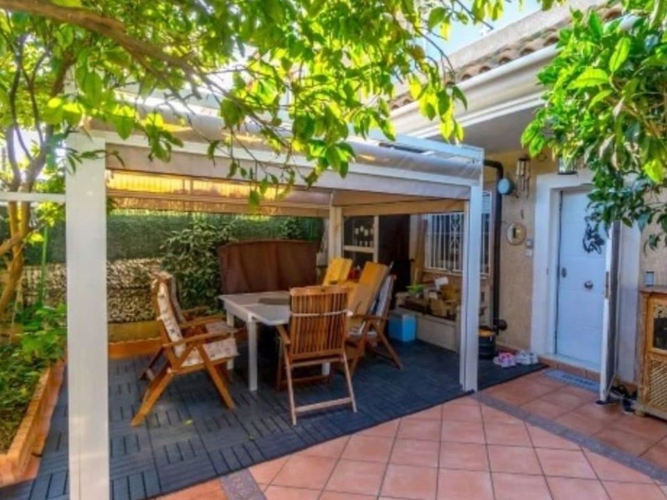 3 Schlafzimmer Stadthaus in Torrevieja, Spain, Nr. 190748