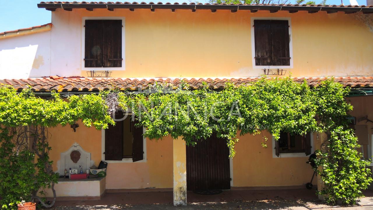 7 rooms House in San Miniato, Italy No. 234239