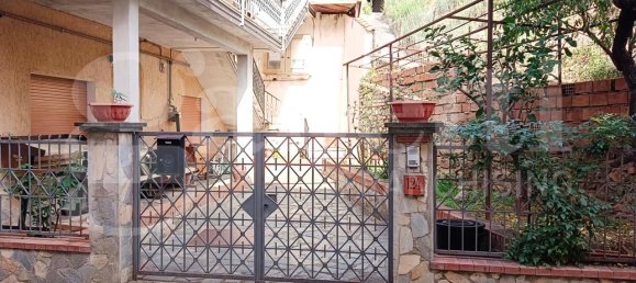 Casa de 13 habitaciónes en Luzzi, Italy No. 151443 4