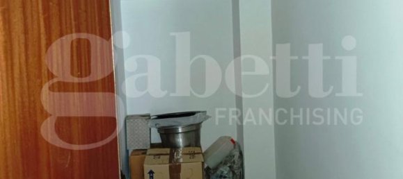 Casa de 13 habitaciónes en Luzzi, Italy No. 151443 31