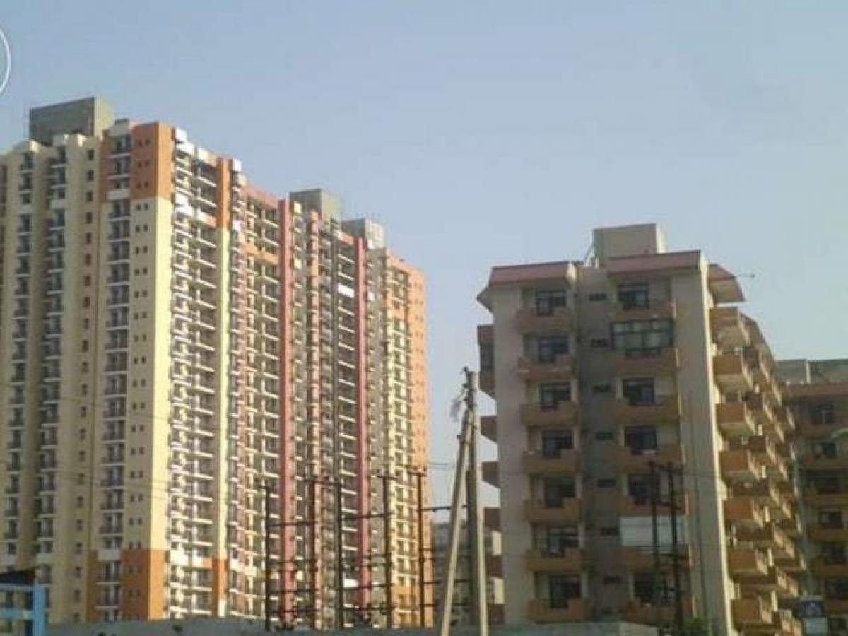 2 bedrooms House in Ghaziabad, India No. 51321