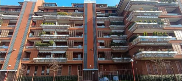 5 rooms Apartment in Segrate, Italy No. 274912 16
