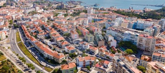 2 غرف نوم منزل في Almada, Portugal رقم 19920 12