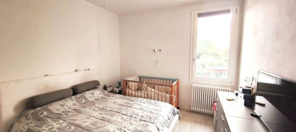 2 Schlafzimmer Haus in Prato, Italy, Nr. 41429 9