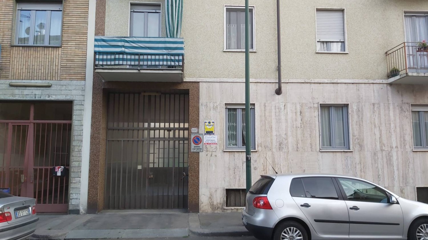 1 room Garage in Turin, Italy No. 73403