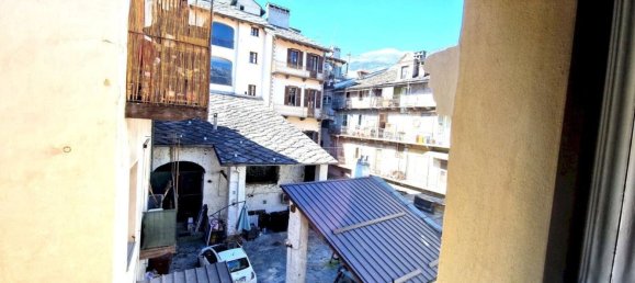 2-salle Appartement à Aosta, Italy No. 227784 27