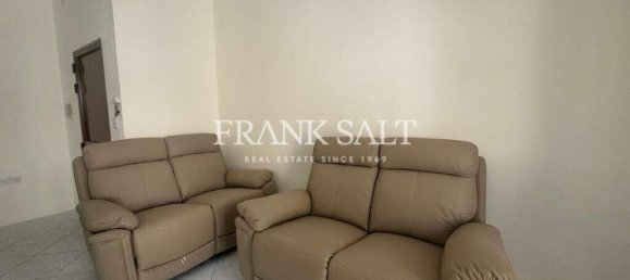 3 bedrooms Apartment in Xaghra, Malta No. 6075 5