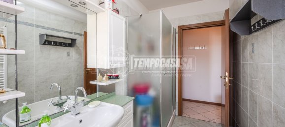 Apartamento de 2 dormitorios en Granarolo dell'Emilia, Italy No. 354161 24
