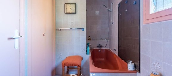 4 bedrooms House in Mettray, France No. 48235 6