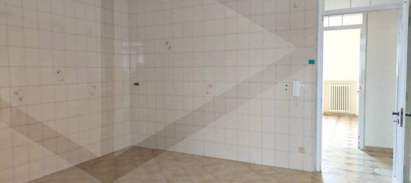 3 rooms Apartment in Bari, Italy No. 29107 7