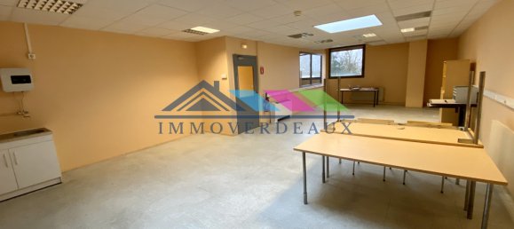 Gewerbliche Immobilie in Moncel-les-Luneville, France 2900m², Nr. 92028 7
