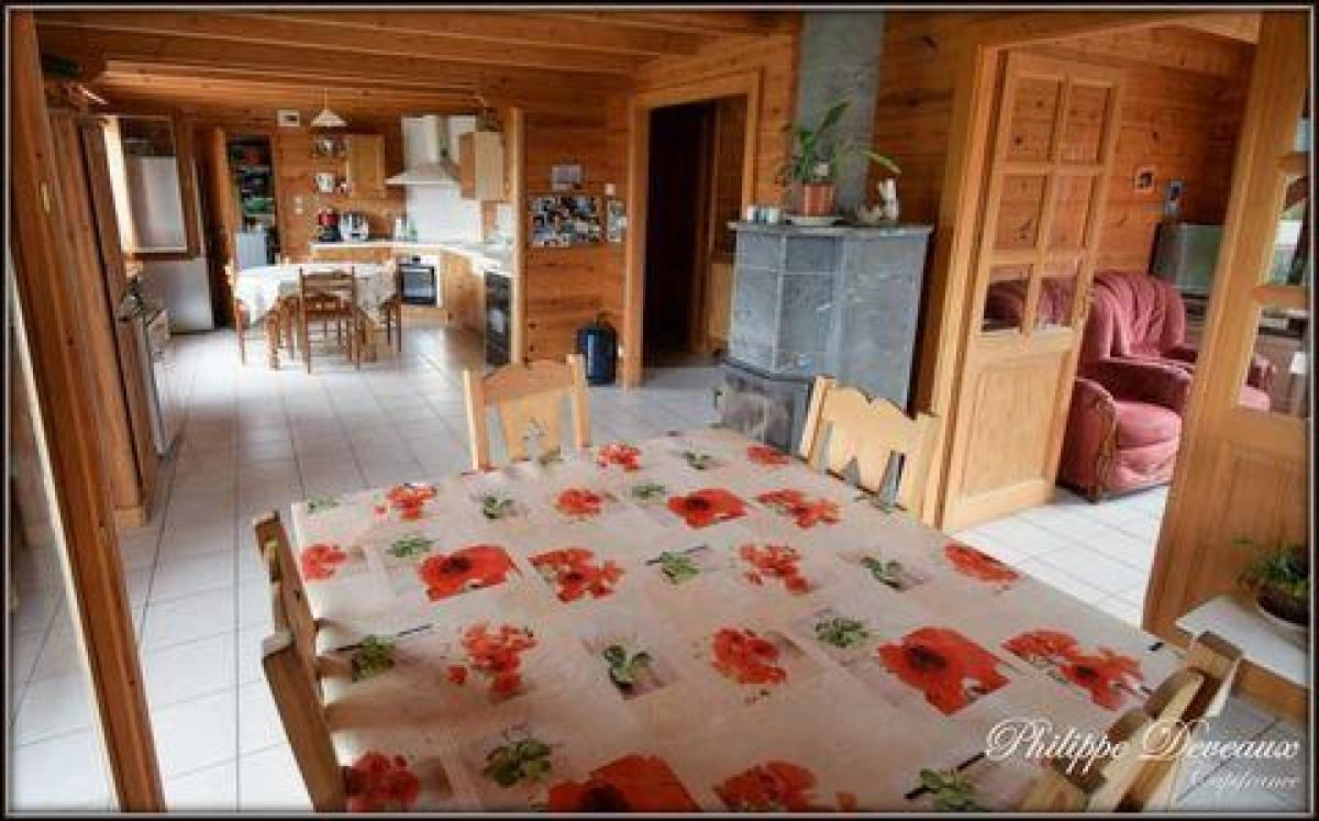 4 Schlafzimmer Haus in Remiremont, France, Nr. 12110