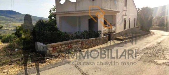 Apartamento de 3 dormitorios en Castellammare del Golfo, Italy No. 91782 10