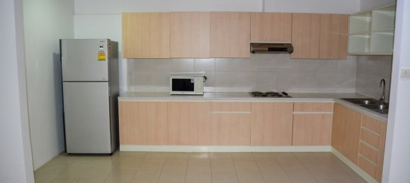 2 bedrooms Condo in Bangkok, Thailand No. 6574 9