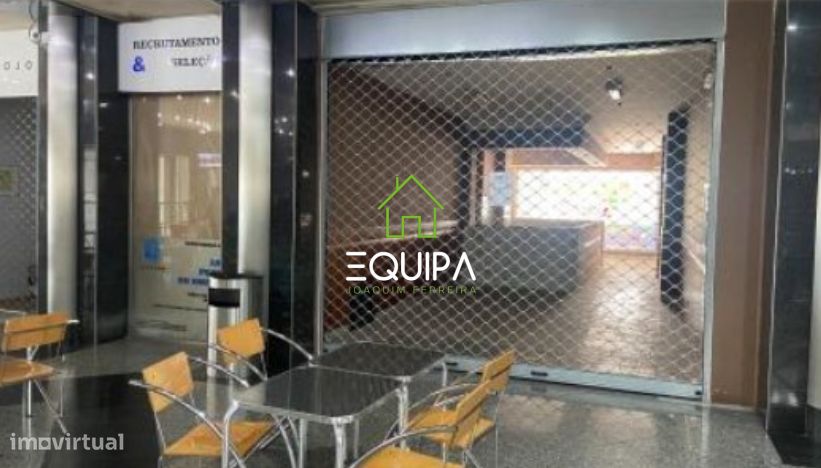 Gewerbliche Immobilie in Maia, Portugal 65m², Nr. 252054