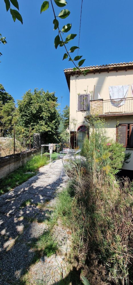 4 غرف نوم منزل ذو طابقين في Norcia, Italy رقم 372242