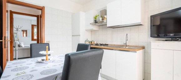 Квартира с 2 спальнями в Капотерра, Италия № 318412 12