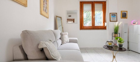 Квартира с 2 спальнями в Капотерра, Италия № 318412 36