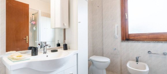 Квартира с 2 спальнями в Капотерра, Италия № 318412 23