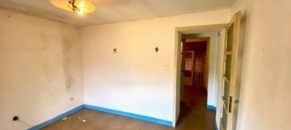 7 rooms House in Castel di Casio, Italy No. 128164 10