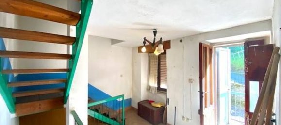 7 rooms House in Castel di Casio, Italy No. 128164 4