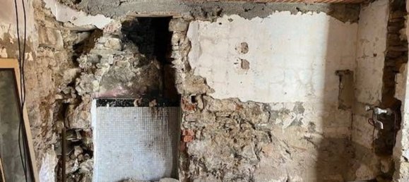 7 rooms House in Castel di Casio, Italy No. 128164 15