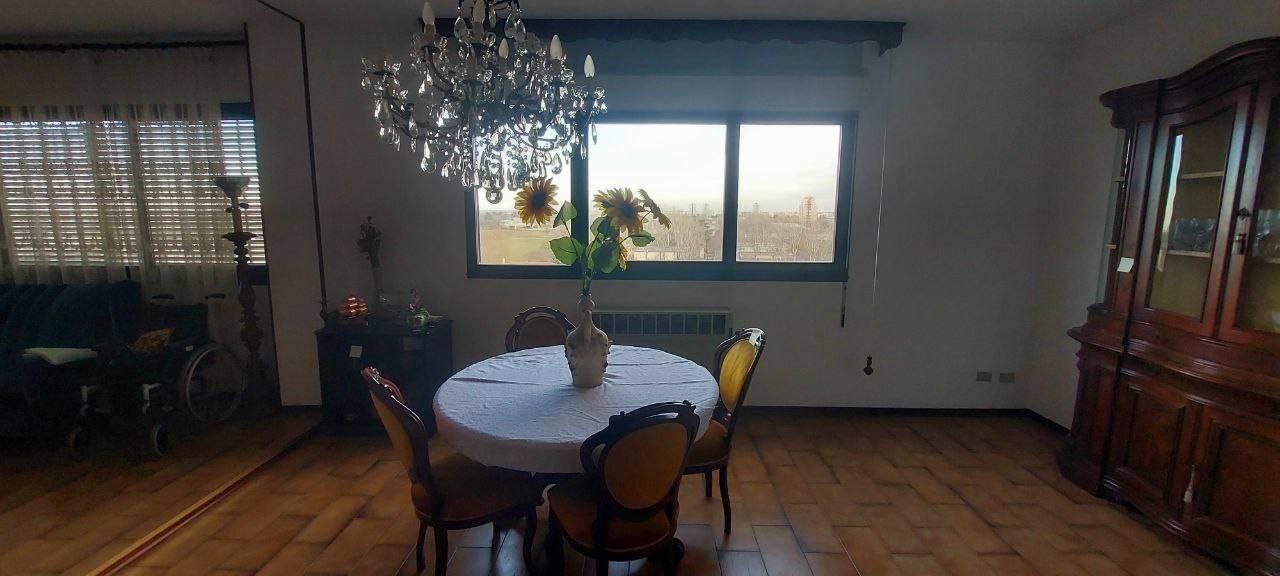 4-Zimmer Penthouse in Bologna, Italy, Nr. 33701