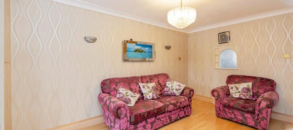 2 bedrooms House in Borehamwood, United Kingdom No. 6218 29