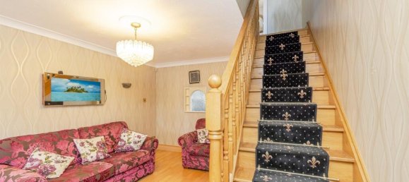 2 bedrooms House in Borehamwood, United Kingdom No. 6218 32