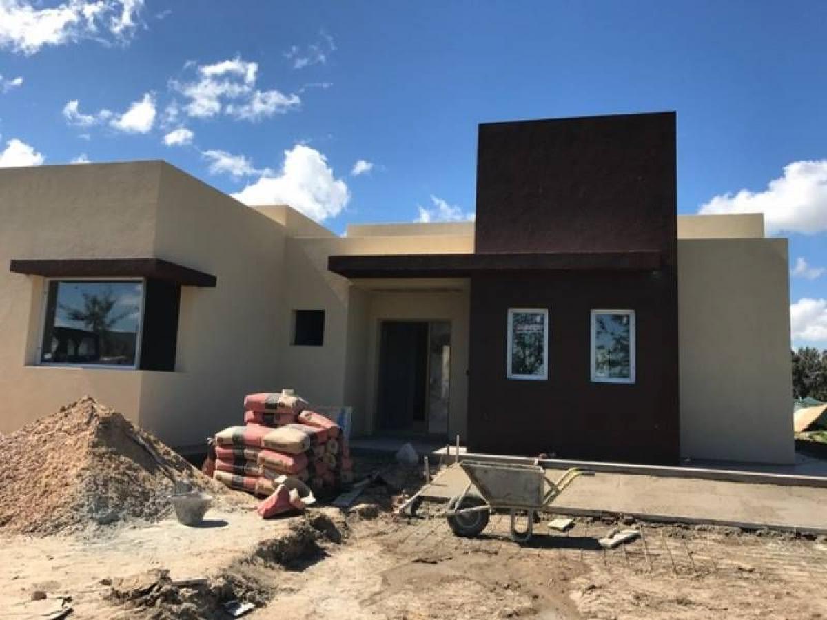 3 Schlafzimmer Haus in Escobar, Argentina, Nr. 84897