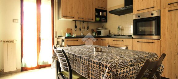 4-salle Appartement à Sassari, Italy No. 114450 3