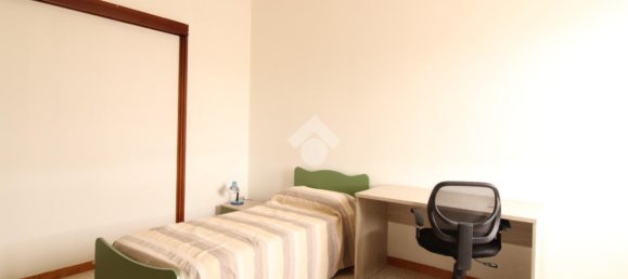 4-salle Appartement à Sassari, Italy No. 114450 5