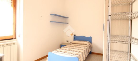 4-salle Appartement à Sassari, Italy No. 114450 17