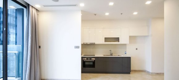 2 rooms Office in District 1, Vietnam No. 17977 10