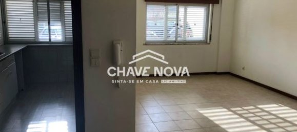 3 Schlafzimmer Wohnung in Loures, Portugal, Nr. 95035 4