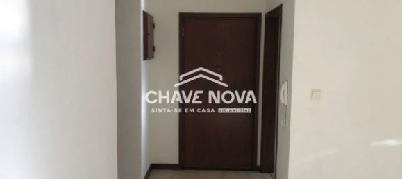 3 Schlafzimmer Wohnung in Loures, Portugal, Nr. 95035 6