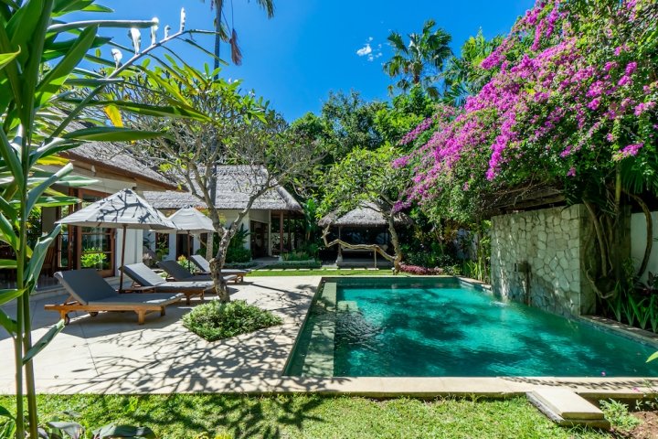 4 غرف نوم فيلا في Jimbaran, Indonesia رقم 404893