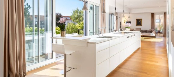 2 bedrooms Penthouse in Munich, Germany No. 193879 4