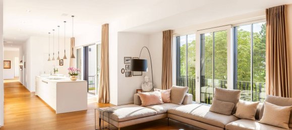 2 bedrooms Penthouse in Munich, Germany No. 193879 6