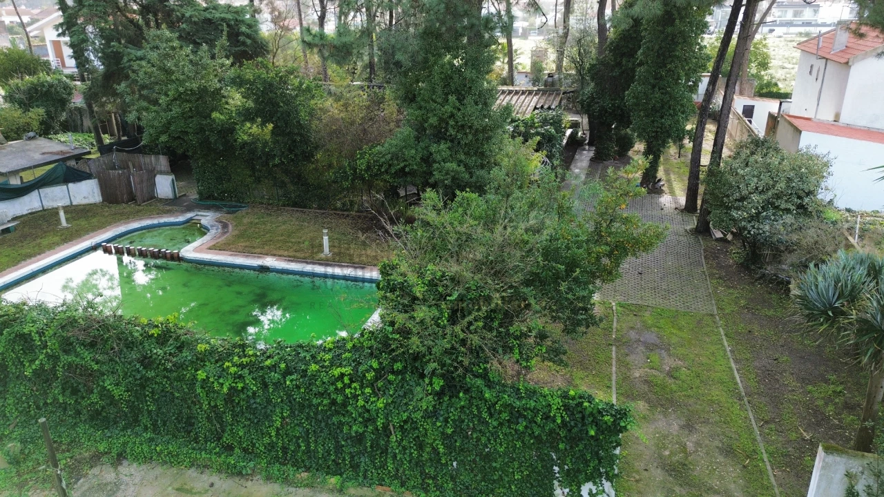 Terreno en Almada, Portugal 503 m² No. 104602